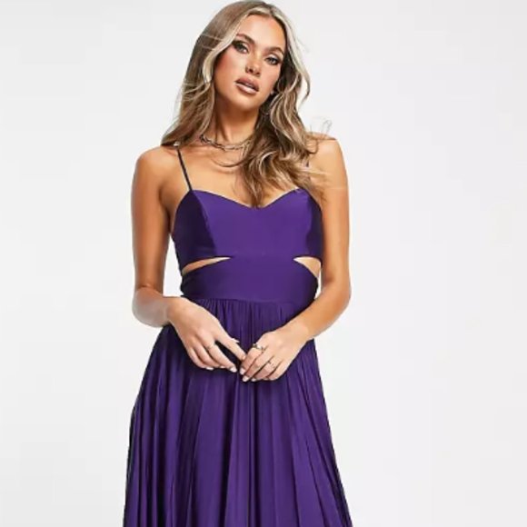 Trendyol Maxi Dress with side Cut out in Purple, SZ 4 - Picture 1 of 2